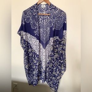 Shawl / Bathing suit coverup